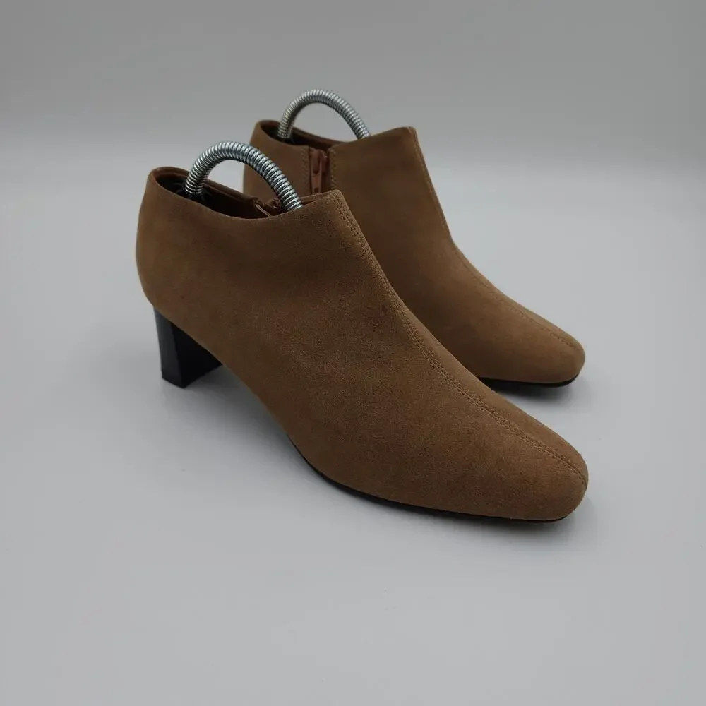 Chadwicks Women’s Ankle Bootie Size 6.5